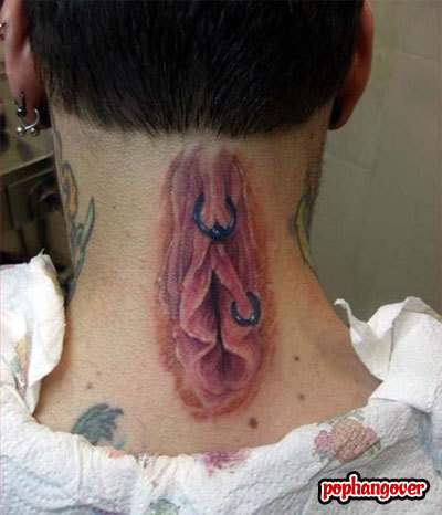 Tatto Picture on Dumpert Nl   Een Lelijke Tattoo In Je Nek