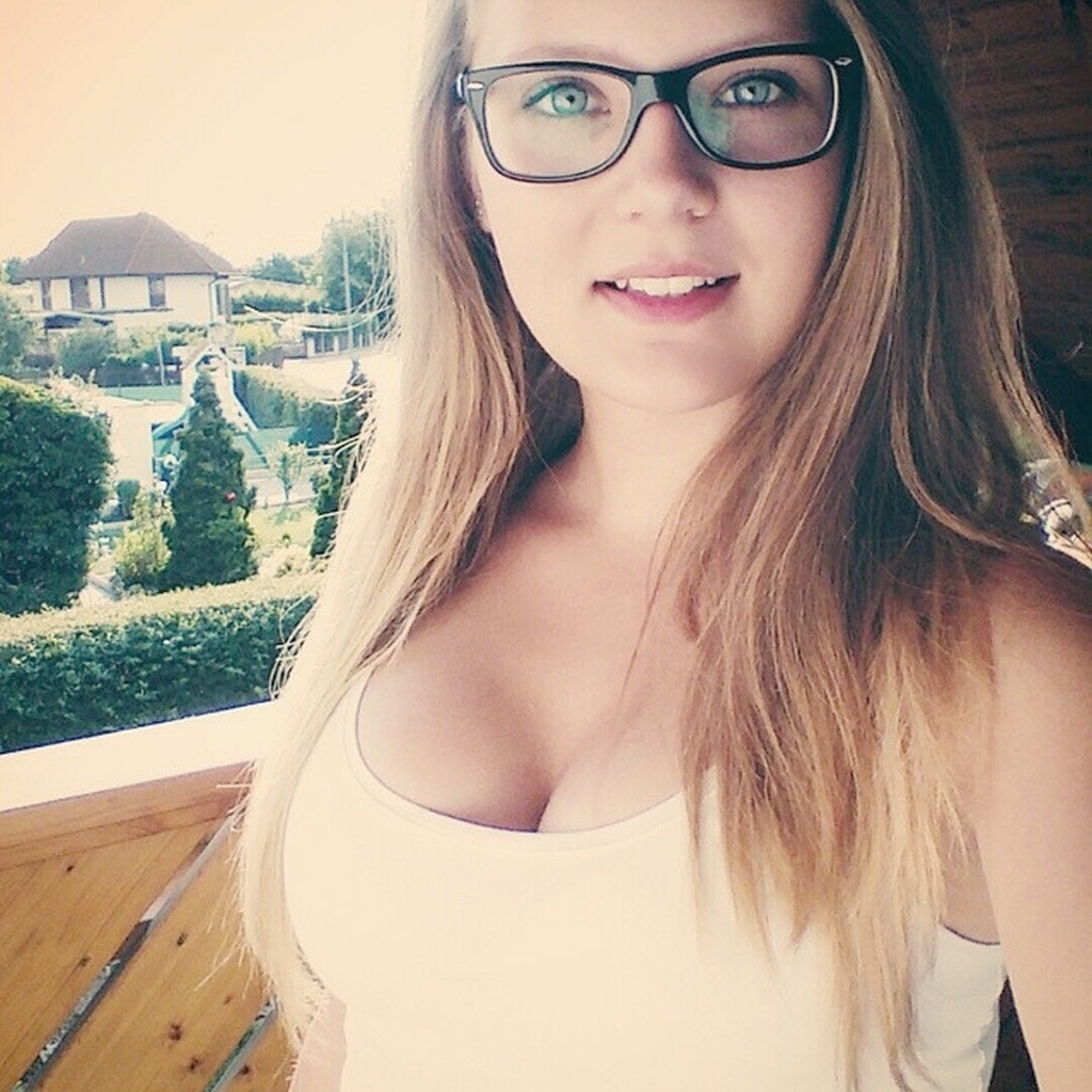 Dikke tieten likken sex contact leiden Dikke tieten likken sex contact leiden