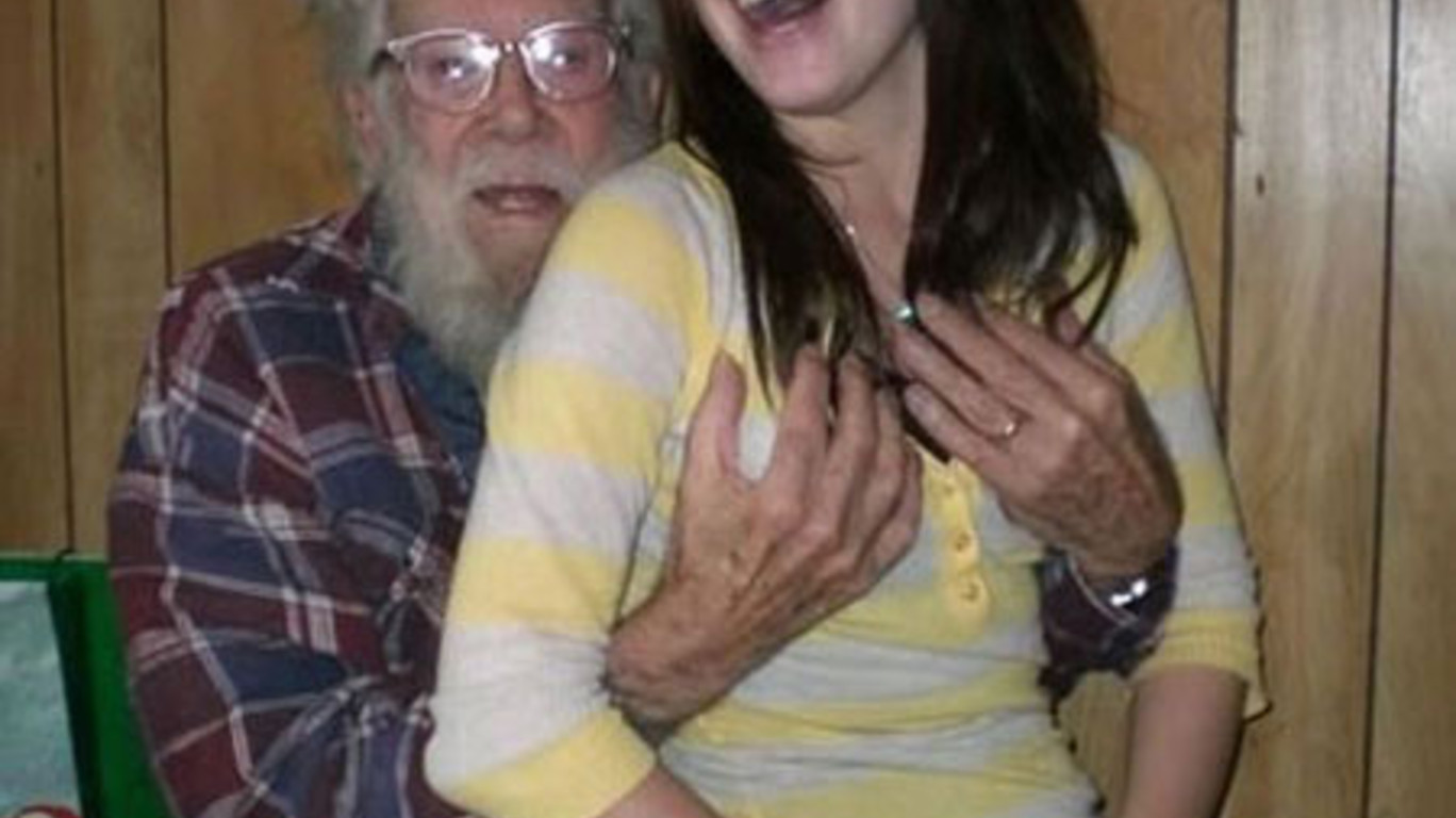 дедушка и девушка видео эротика фото 118