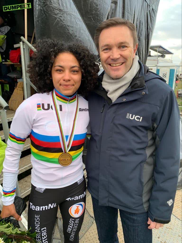 Schatje Alvarado wint WK veldrijden