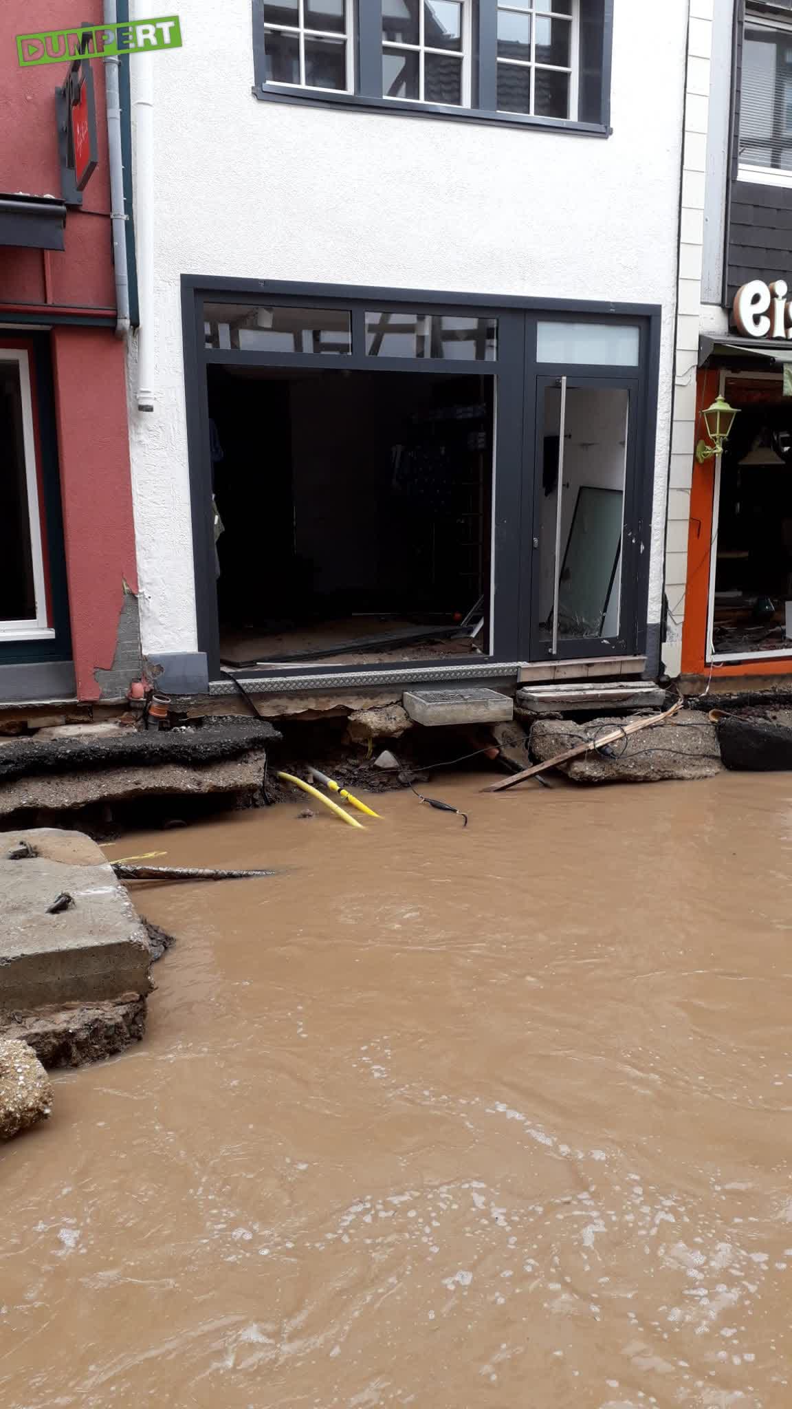 Bad Münstereifel voor en na de overstroming