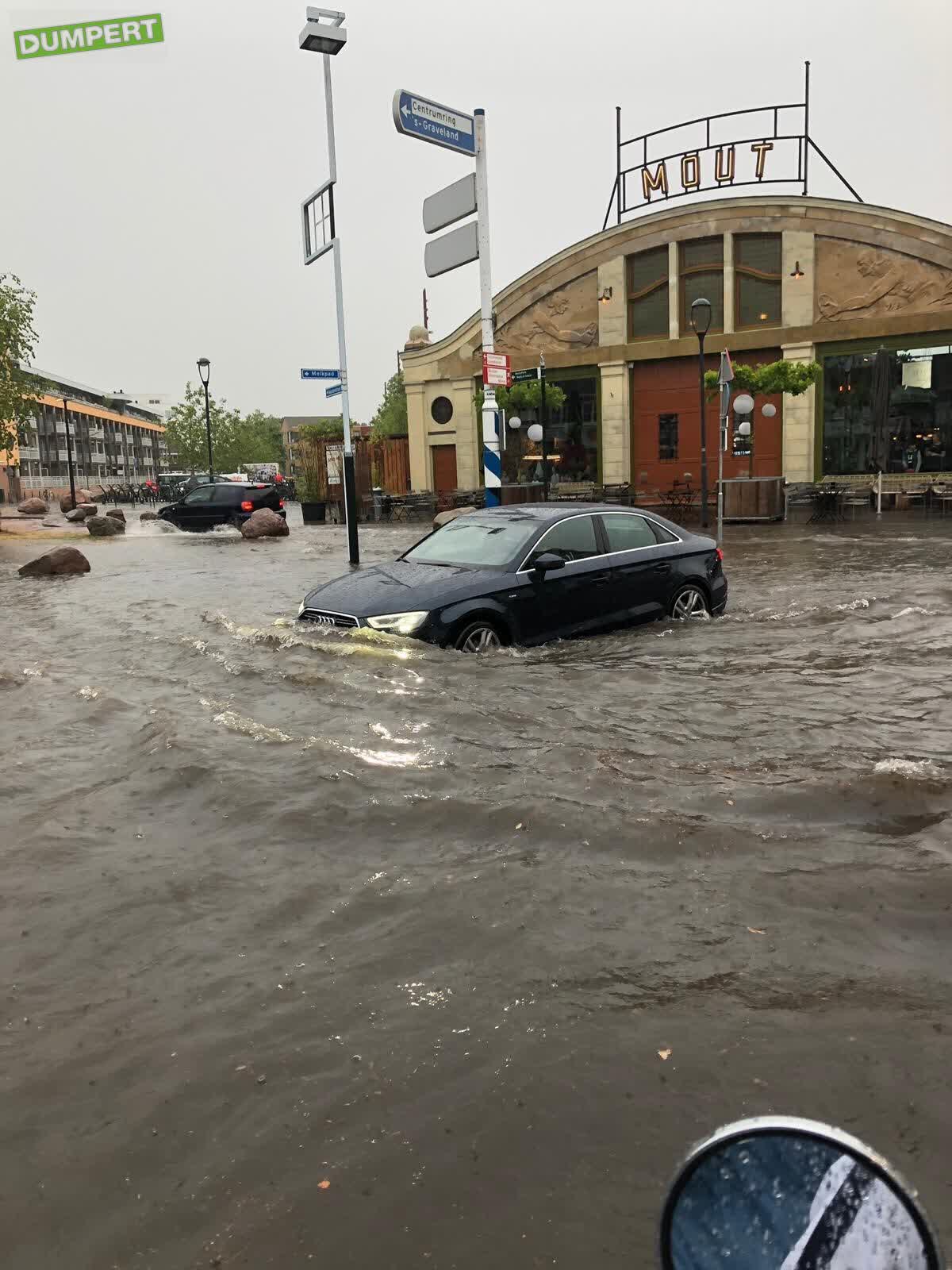 Beetje nat hier