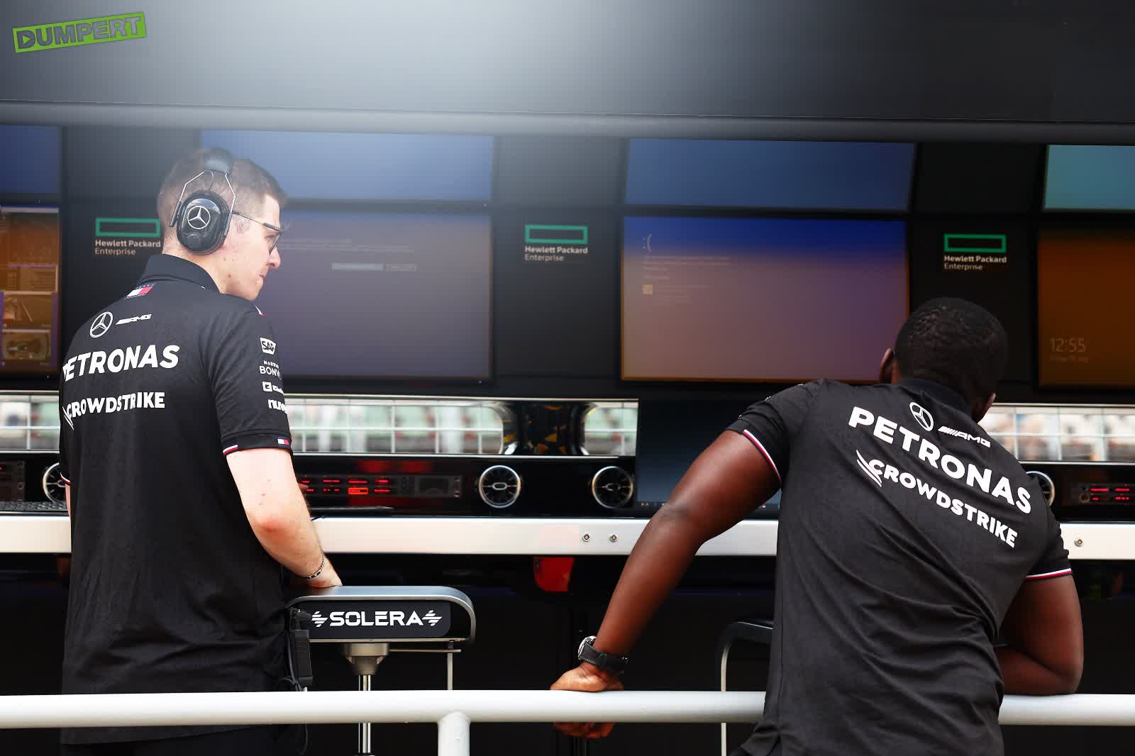 Ondertussen bij de Merc F1 crew