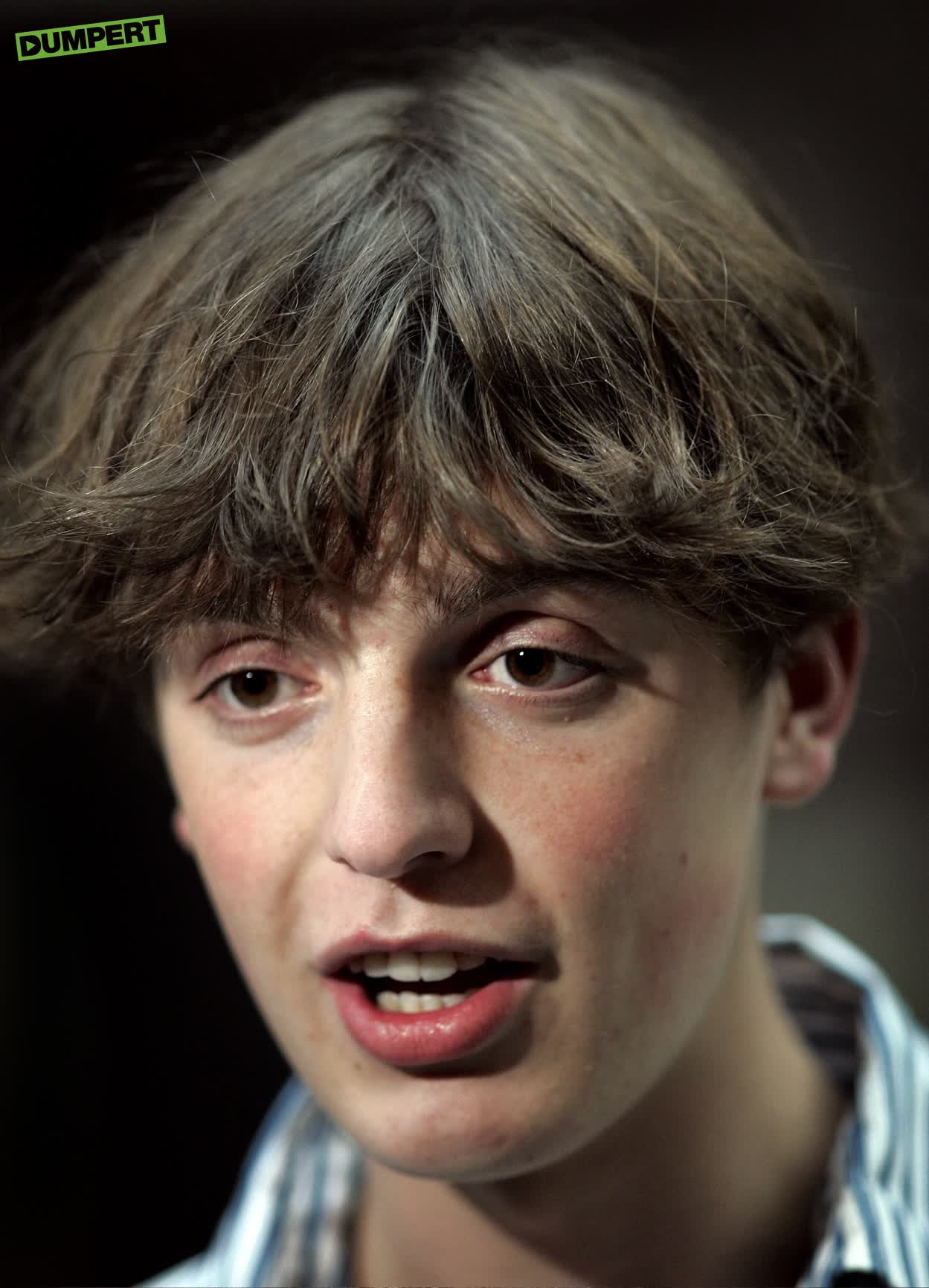 Photoshop deze stakende relscholier
