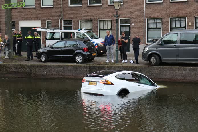 Fluisterboot in Schiedam
