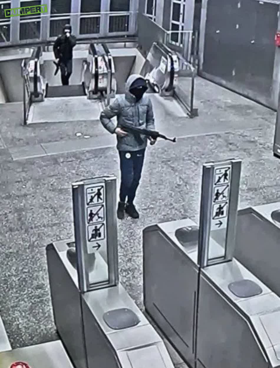 Schietpartij met kalasjnikovs bij Brussels metrostation