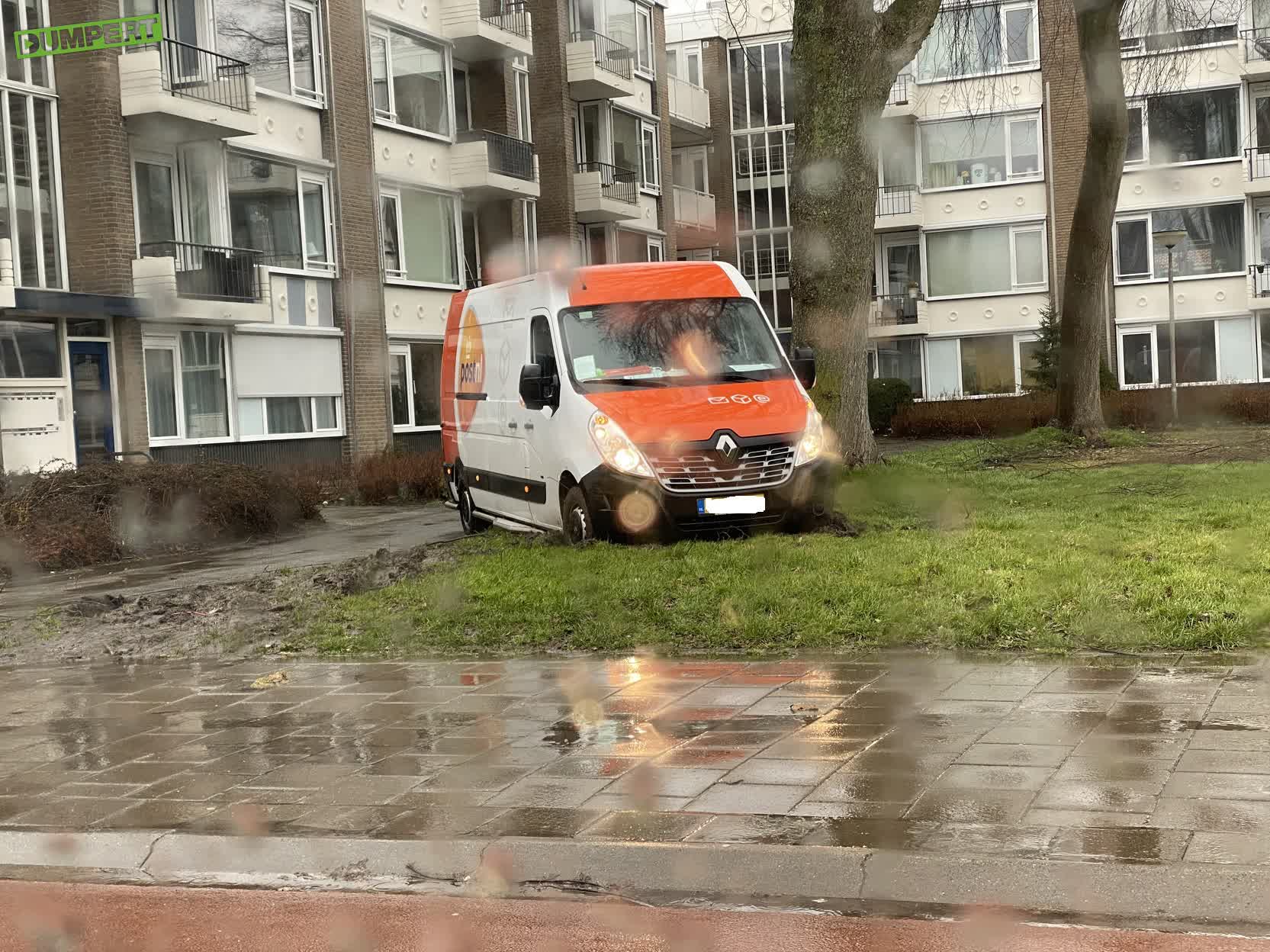 DUMPERT - Haastige spoed is zelden goed