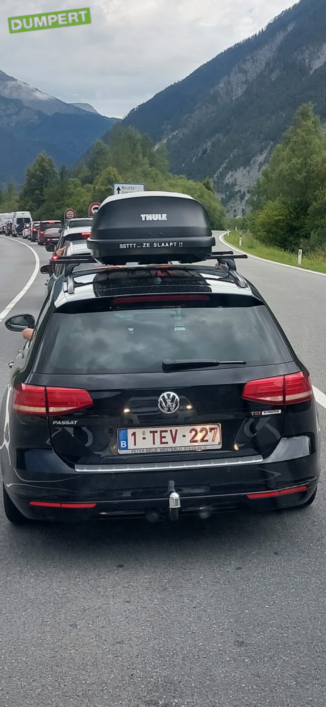 Schoonmoeder slaapt!