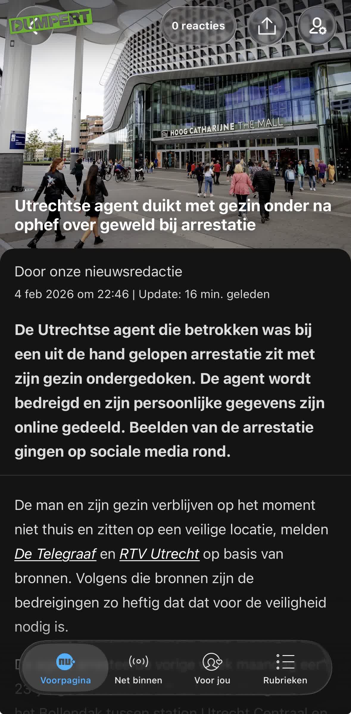 Agent die vrouw schopte duikt onder met gezin