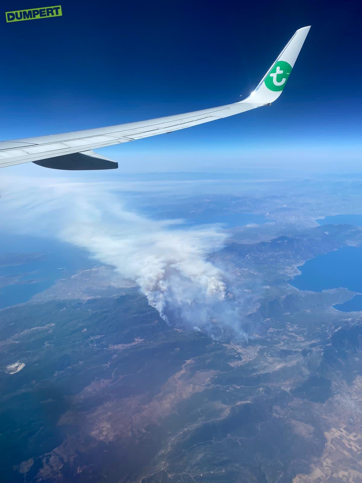 Bosbranden Athene vanuit vliegtuig 