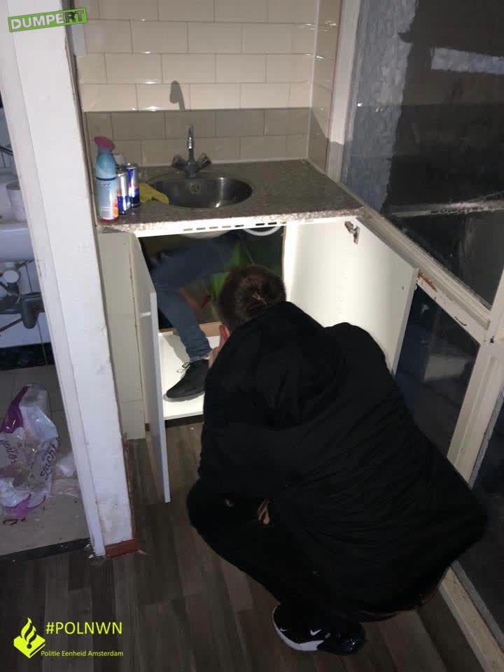 Wietplantage in keukenkast