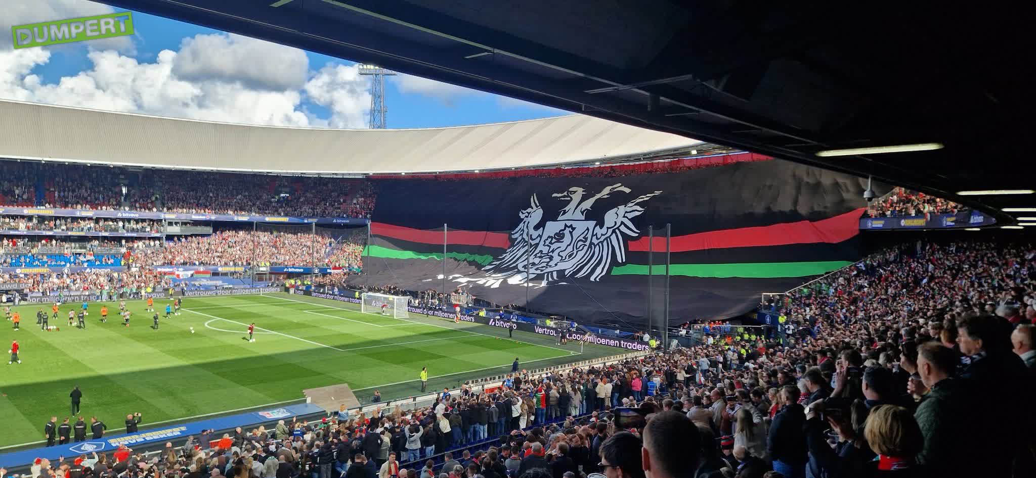 Bekerfinale AZ - NEC begonnen