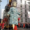 De poppen aan het dansen in Frankrijk