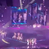 Scherm valt op dansers tijdens Kpop concert