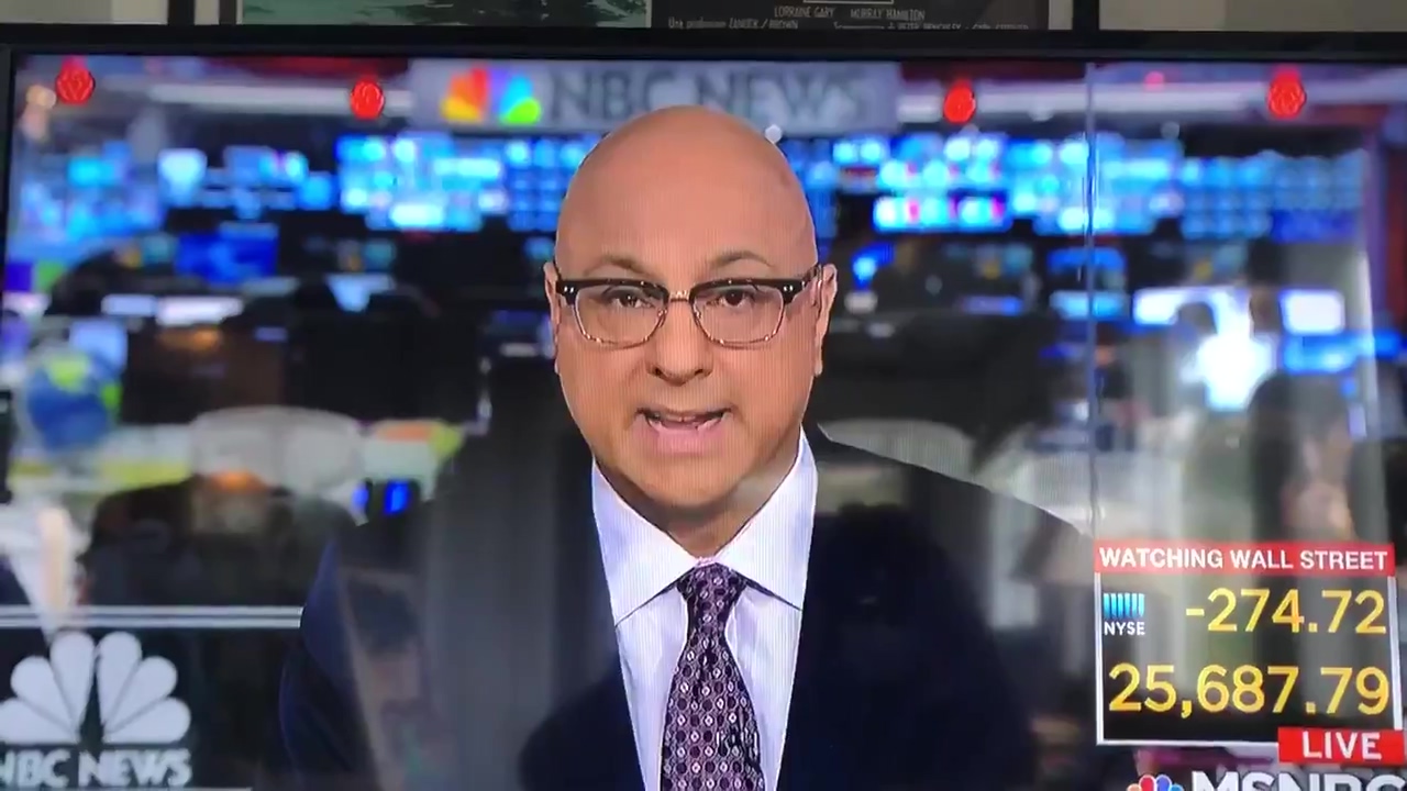 DUMPERT - Als je haar maar goed zit...