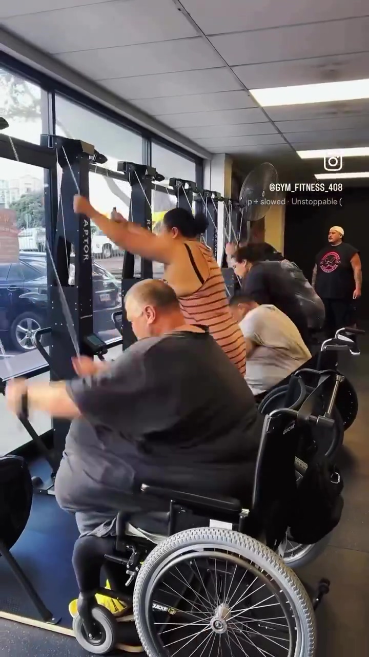 DUMPERT Raymond van Barneveld afgevallen