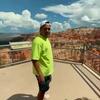 Hekkie springen bij de Grand Canyon