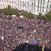 Mega demonstratie in Praag