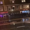 Feyenoord hoolies slopen bar naar de tyfus in Alkmaar