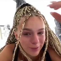 dumpert.nl - Influencer wordt gecanceld door nieuwe haren