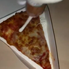 Knoflooksaus op je pizza