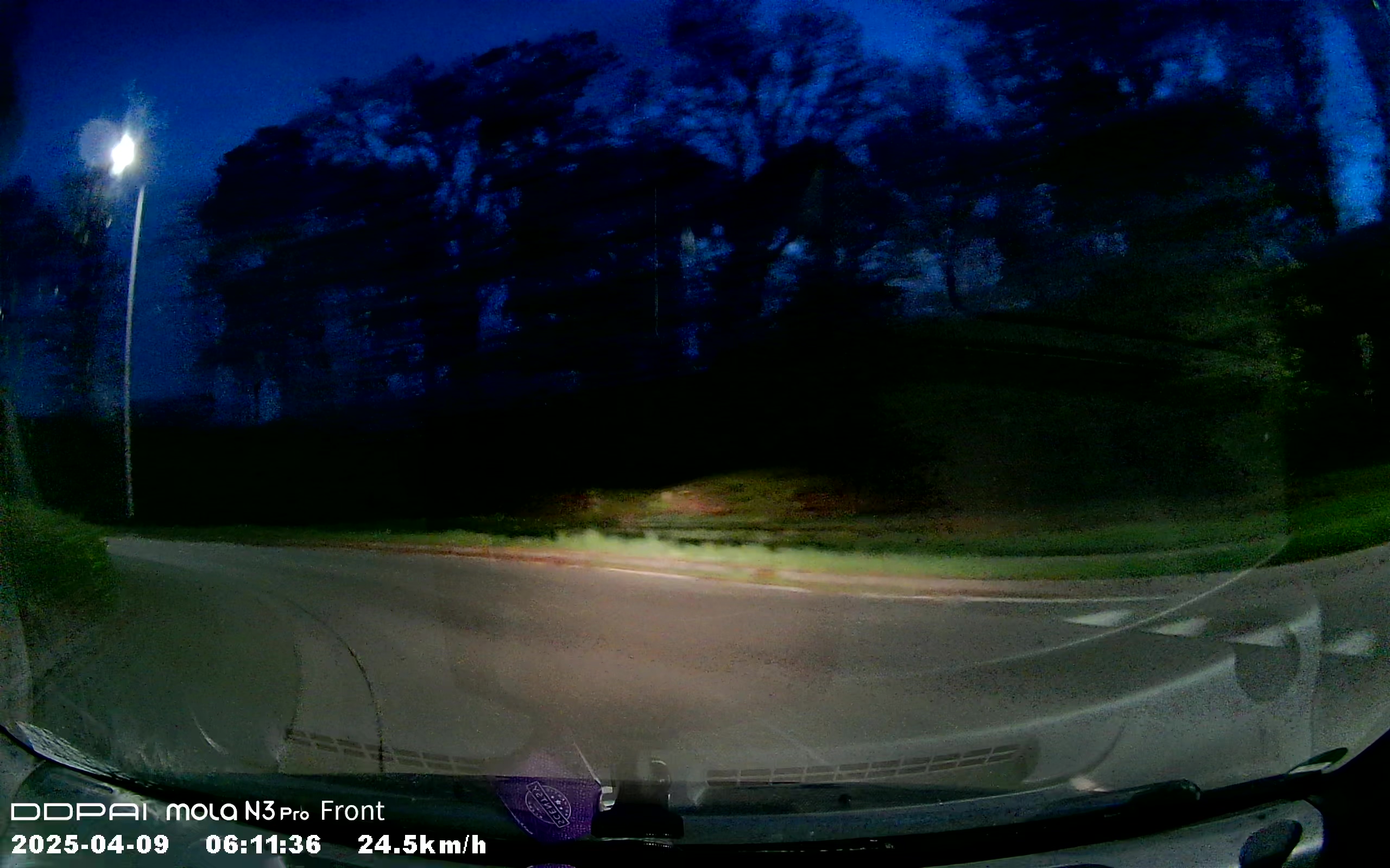 DUMPERT - Wat niet weet, wat niet Weert