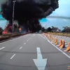 Privéjet crasht op snelweg in Maleisië