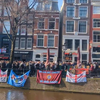 Aston Villa fans vermaken zich in Amsterdam