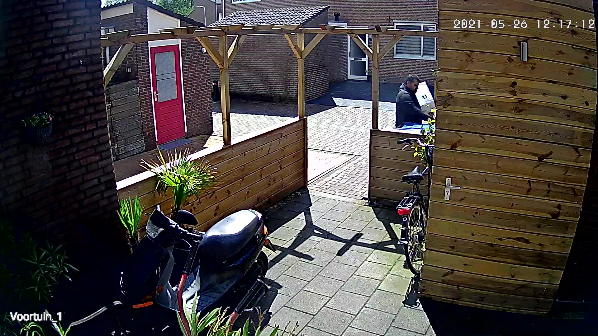 DUMPERT Niet thuis?
