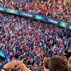 Ajax-fans op de vuist met PSV-fans