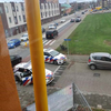 Politie met getrokken wapens in Almelo