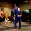 Bodybuilder vs Jiu Jitsu expert