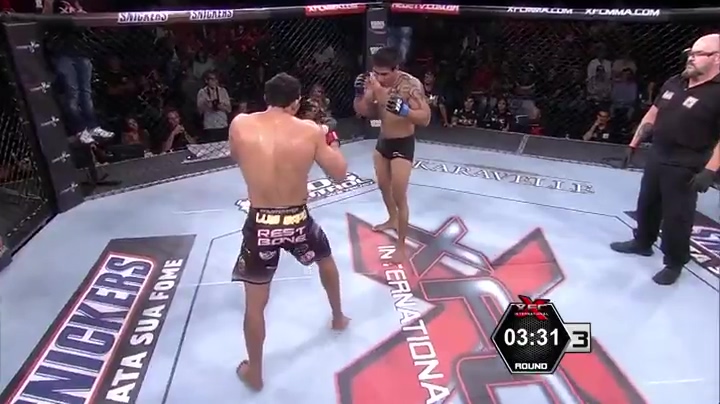 DUMPERT - Ik heb geen tijd voor dit gevecht