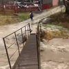 Door de stroming heen