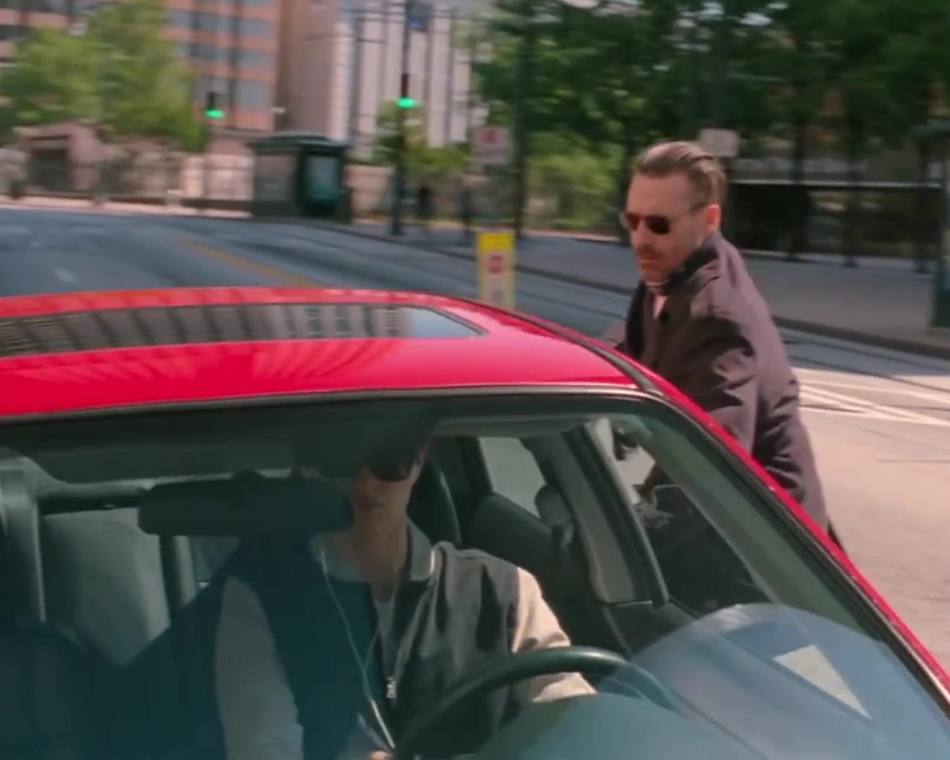 DUMPERT Baby Driver moet nog oefenen