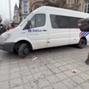 Politie in het nauw door relschoppers in Brussel