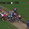 Nog meer dominoos tijdens Parijs Roubaix