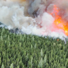 Brandweer checkt bosbrand in Canada