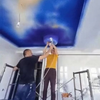 Kunststukje op het plafond