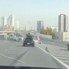 Russische stuntman onderweg naar werk