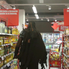 Nederlandse Reus van 2.18m/7.2ft trolled supermarkt