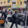 Duitse Polizei schakelt man met bijl uit