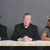 Een rabijn, priester en atheist roken wiet