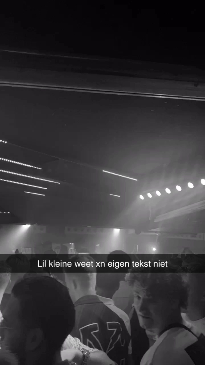 DUMPERT - Dronken Lil Kleine Vergeet De Tekst