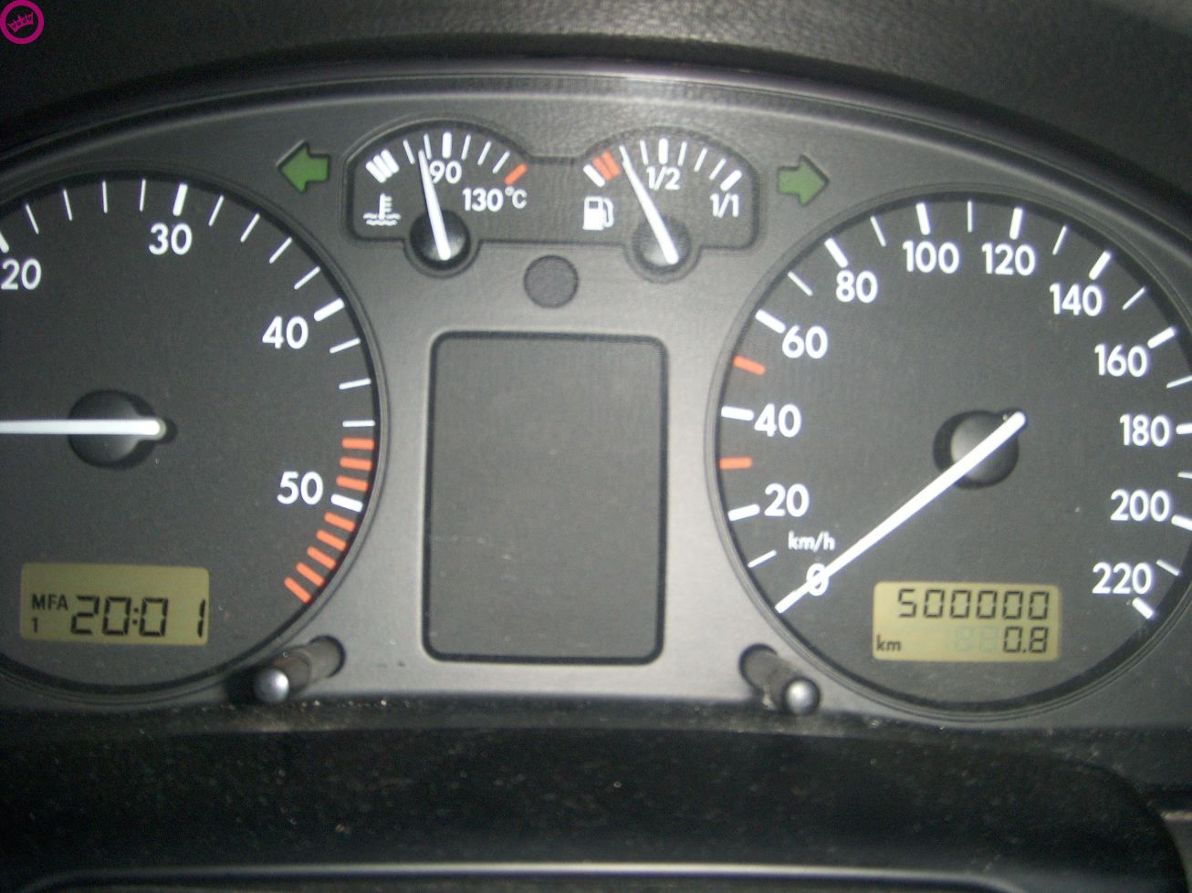 Volkswagen Passat op de helft