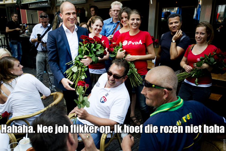 Diederik deelt rozen uit in Utrecht