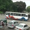 Bussen crashen op elkaar