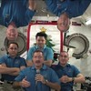 De ISS-bemanning wenst u een voorspoedig <s>2011</s> 2012