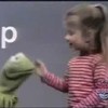 Klein meisje vs Kermit