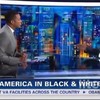 Morgan Freeman lacht racismeroepers uit